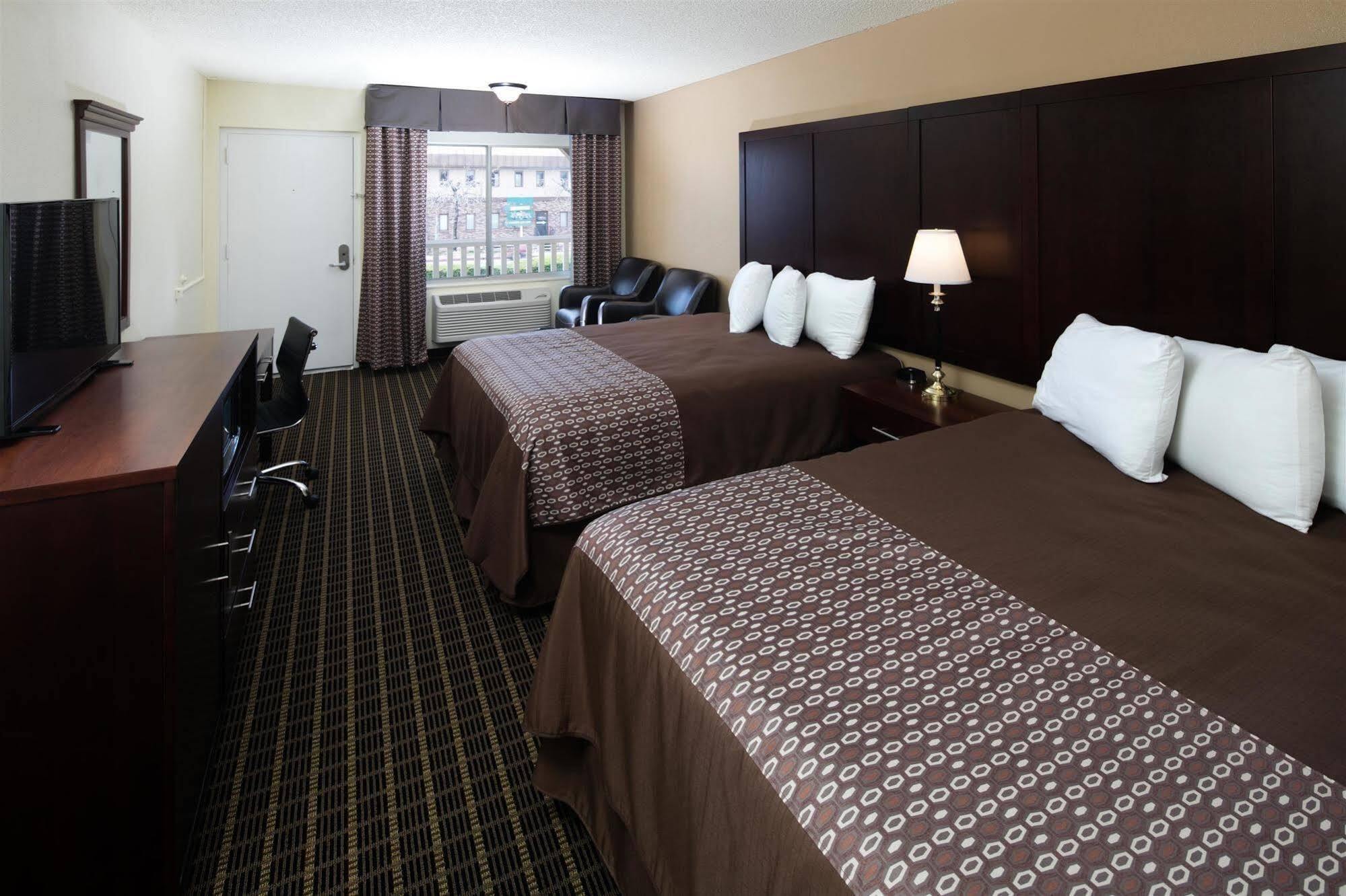 Red Lion Inn & Suites Redding Luaran gambar